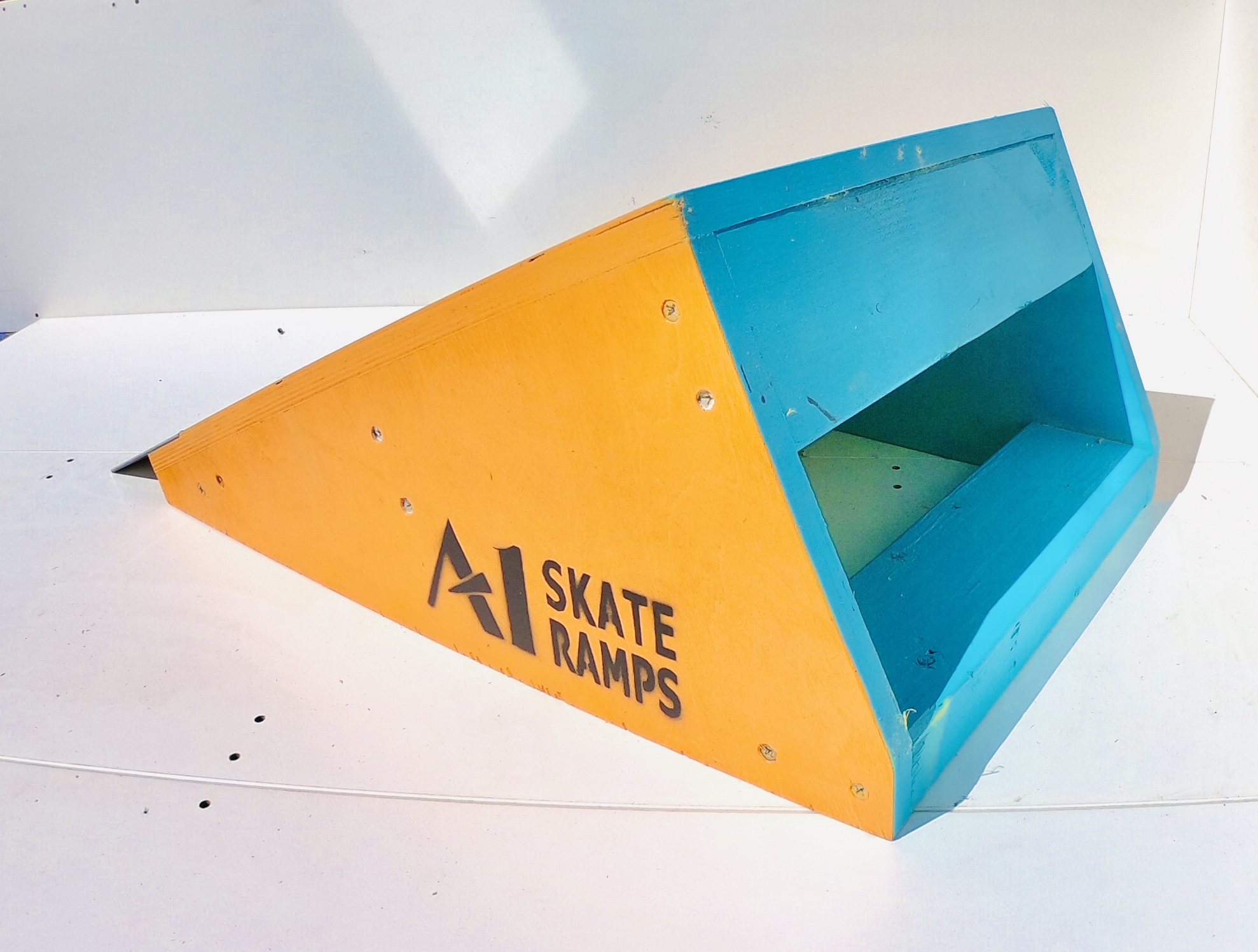 Mini Wedge A1 Skate Ramps